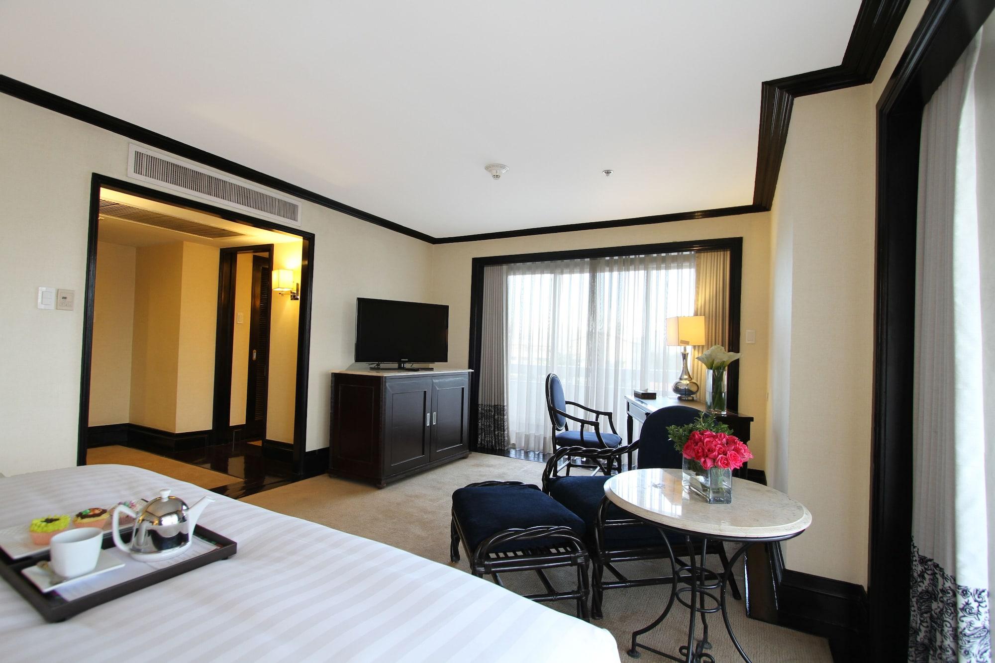 Midas Hotel And Casino Pasay Exterior foto
